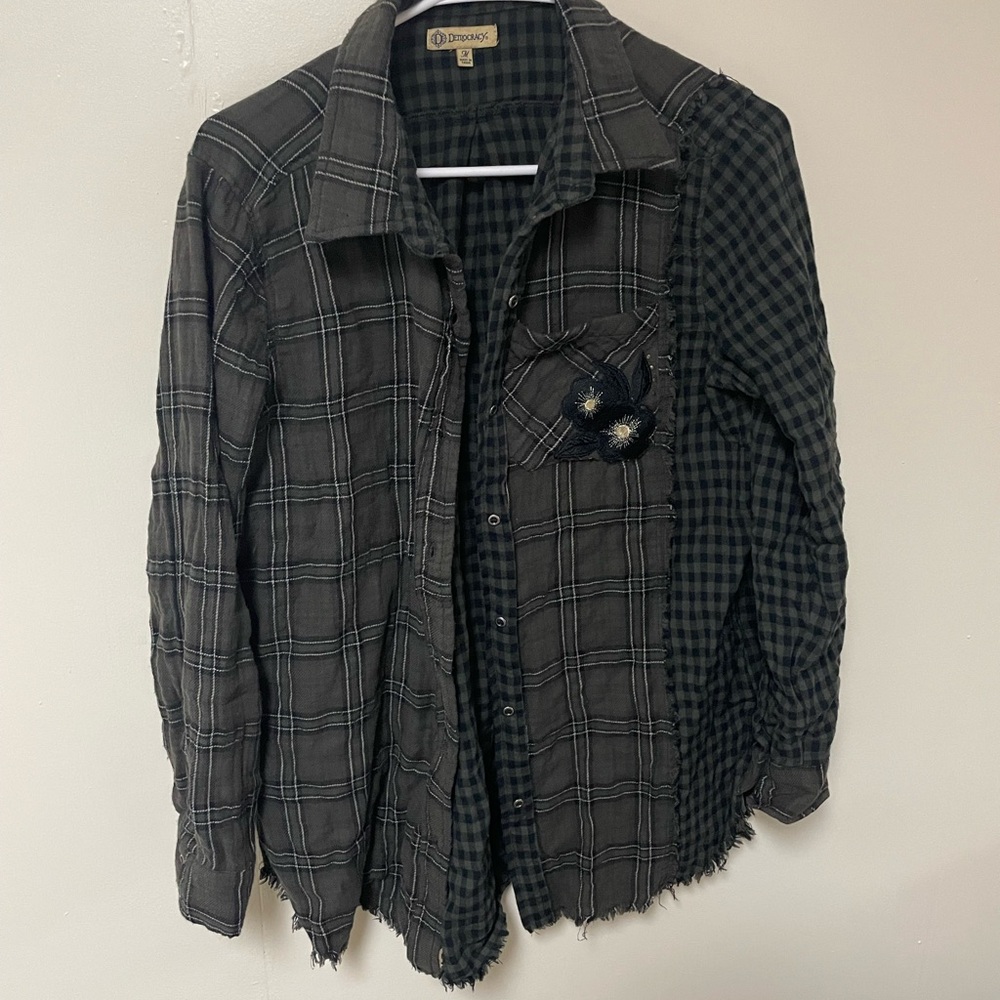 Democracy Women's Mixed Plaid Button Down Shirt